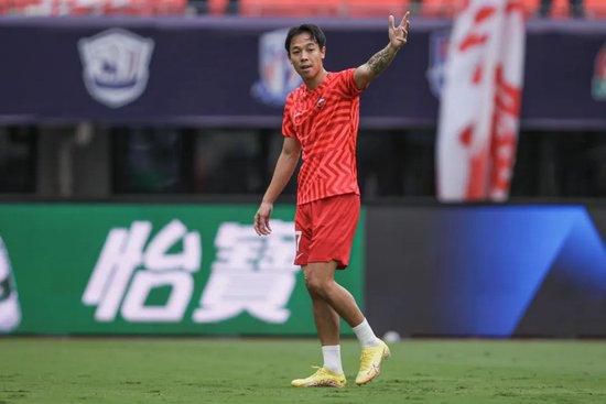 给岳m洗澡勃起
