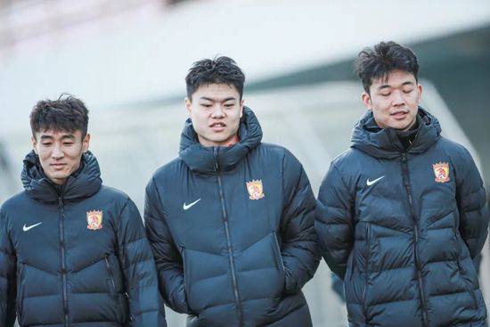 成年视频在线播放