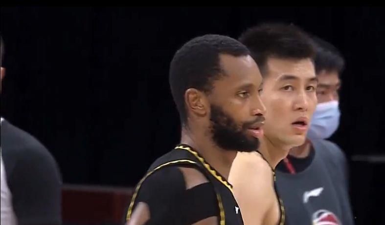 杨梵