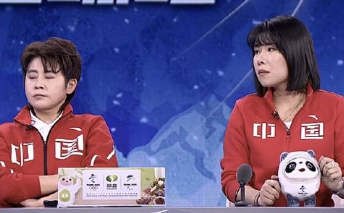 肉妇春潮干柴烈火公交